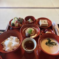 Yuki 雪 set menu (the smallest option available)  at Tenryuji Temple Shigetsu in Kyoto
