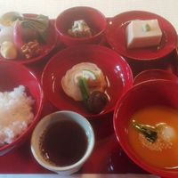 Main lunch for 1 person at Tenryuji Temple Shigetsu in Kyoto