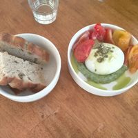 Burrata (niet vegan) at Alfalfa in Leuven