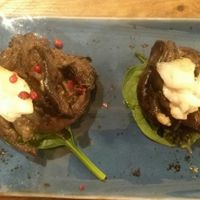 Champiñones rellenos con toque d trufa at Enkuentro Cocina Natural in Castellon De La Plana