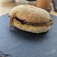 Seitan sandwich at Tambake in Praia