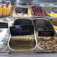 many vegan options at Sladoledarna in Koper