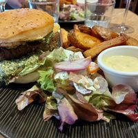 Mushroom Burger with pesto (yummy!) at L'Embargo in Toulouse