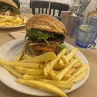 Veggie burger with no honey mustard  at Santa & Co in Santander