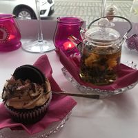 Cupcake and flower tea  at Coockies Cupcakes in Bremen