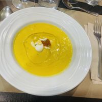 Cold mango-avocado soup  at Garibolo in Bilbao