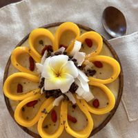Vegan smoothie bowl  at Luca Loko in San Juan Siquijor