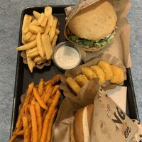 Cheese Burger, Special Laugen Burger & Nuggets   at Swing Kitchen - Währinger Straße in Vienna