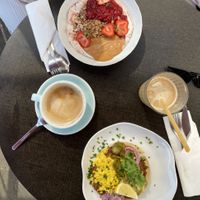 Huevos rancheros and granola at Jaskolka in Warsaw