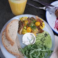 scrambled tofu with mushrooms at Jaskolka in Warsaw