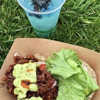 Nashville Fried Maitake Sammy and Blu Lotus Lemonade at 2022 Twin Cities Veg Fest 😍  at Root to Rise Kitchen in Minneapolis