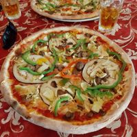 vegetarian pizza (name in menu) with vegan cheese at Pizzeria Santalucia in Portoroz