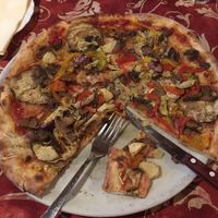 Vegetable pizza (Nr 34) with vegan cheese at Pizzeria Santalucia in Portoroz
