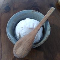 Peach sorbet (August 2022) at Ippuku Tea House in York