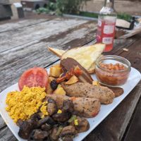 Full breakfast at Rockaway Cafe in Temple Cloud