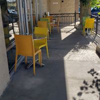 Outdoor seating at Y'not Organic in Pismo Beach