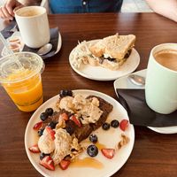 Portobello Sandwich (half of it is still eaten;) ) and the most delicious bread pudding. ⭐️  at Y'not Organic in Pismo Beach
