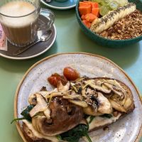 Cannellini bean hummus with mushrooms and spinach at Nicolau Lisboa in Lisbon