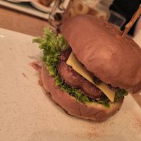 Vegan burger with fake chicken patty at H&K's - Vlaamsesteenweg in Brussels