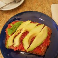 avo toast at NicPic in Malaga