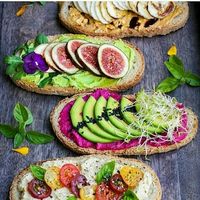 toast at Savory Acai House & Healthy Food in Valencia