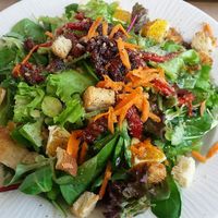 Beautiful colourfull and delicious vegan salad at Say Yes in Ioannina