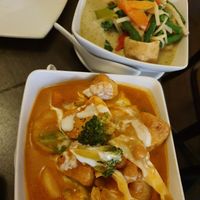 Currys at Royal Thai Restaurant in North London