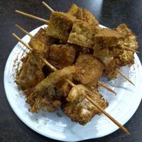 Cauliflower & tofu kebobs 菜花串，豆腐干串 at Xiongzai in Madrid