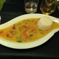 Thai coconut curry at Gaia in Burgos