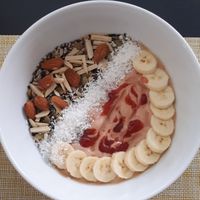 Peach smodie bowl at Cafe Tropical in Koh Lipe