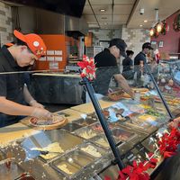 Assembly line pizza #Veganuary at Blaze Pizza in Sarasota
