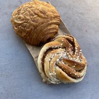 Pain au chocolate and cinnamon bun  at Bageri Leve in Malmo
