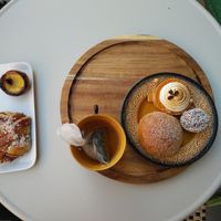 vegan sweets (on the right side) at Bageri Leve in Malmo