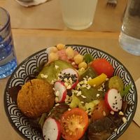 Salade mezze at Riz Riz - Marais in Paris