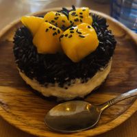 Gâteau mangue tapioca et riz, pas mon préféré   at Riz Riz - Marais in Paris