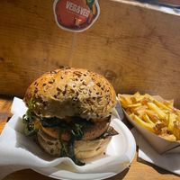 Chips from elsewhere. Burger from V&V at Veg&Veg in Rome