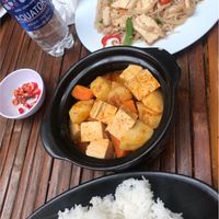 Tofu curry & stir fried vegetables and noodles  at Bamboo Chopsticks in Phong Nha