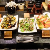 Only 1 out of these salads is vegan at Double Veggie - Xinxing District in Kaohsiung