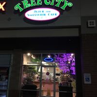 Storefront on Eagle and Fairview at Tree City Juice and Smoothie Cafe in Meridian