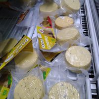 Vegan cheese at Vegetaria in Bari