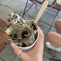 Banana and Oreo frozen rolls  at Frozen Rolls - Tajskie Lody in Krakow
