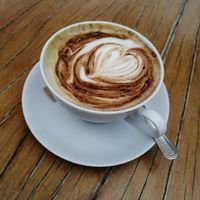 Cappuccino mit Hafermilch at La Paloma in Ibiza