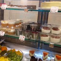 Buffet postres at EcoCentro in Madrid