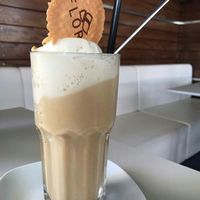 Caffè latte veganized at Bar Gelateria Flora in Riva Del Garda