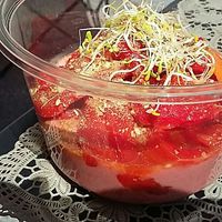 Vegan Salade of the day with houmous and marinated Peppers  100% organic and homemade at Organic Epicerie in Chamonix-mont-blanc