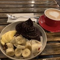 Açaí bowl with a medium Vanilla Latte with Oat Milk #Veganuary at Sarnies in Central Singapore