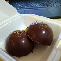 Alfajores veganos y libres de gluten at Cafe de Nucallacta in Cuenca