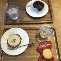 Vegan galeau chocolate, vegan soy no bake cheese cake, vegan scone (free water) at Takagiya in Tokyo