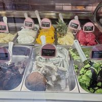 More vegan options clearly marked at Yummy Helados in Malaga
