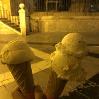Stracciatella and vanilla  at Yummy Helados in Malaga
